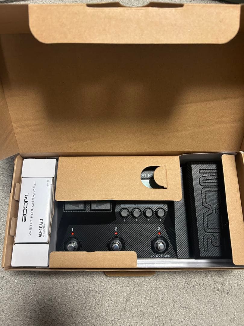 Zoom G2X FOUR 新品未使用