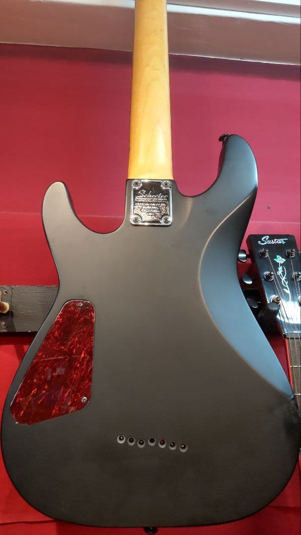 【SCHECTER】 Damien 7 Satin Black 7弦エレキギター