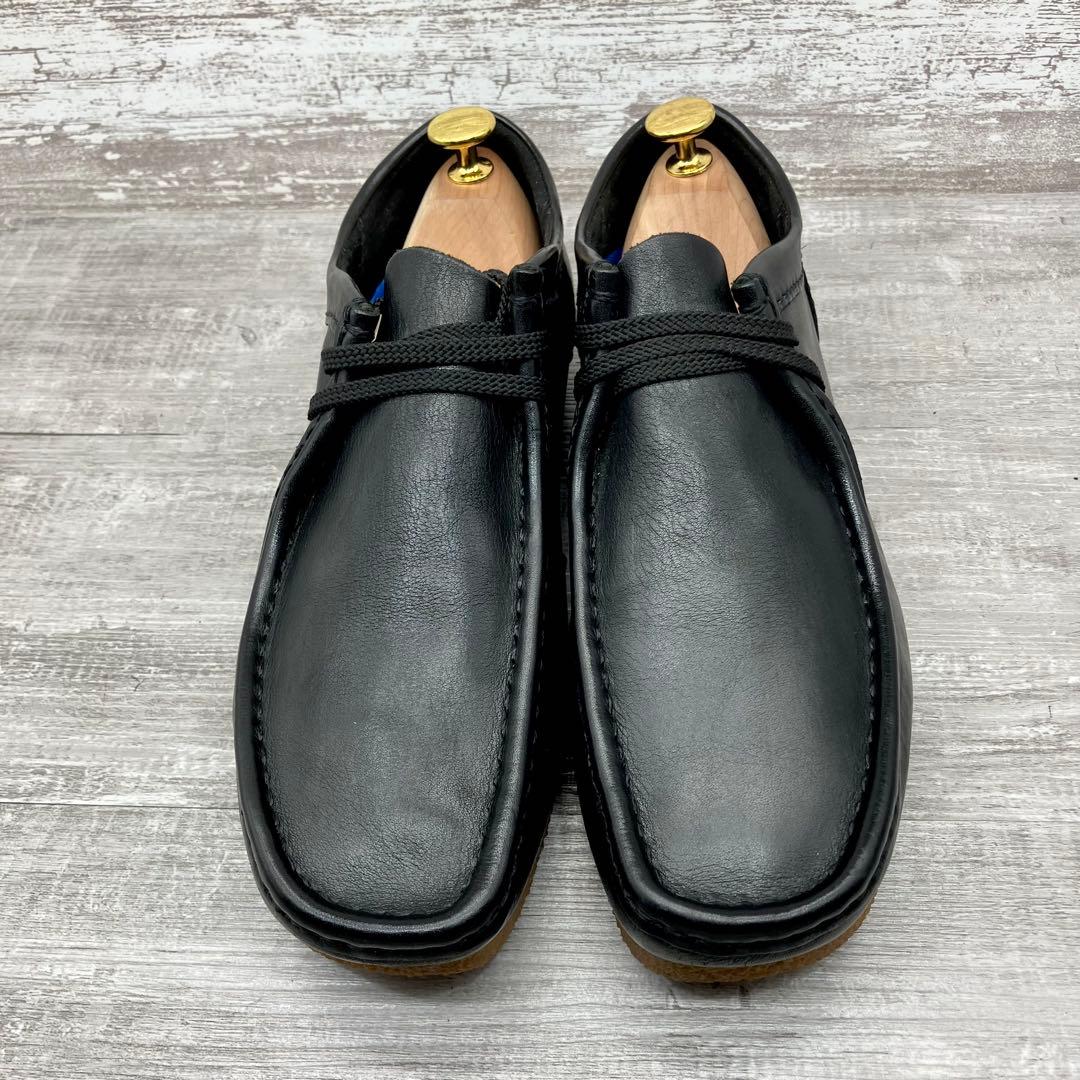 631【未使用級/極美品】Clarksワラビー 黒　レザー　UK7G（US8）