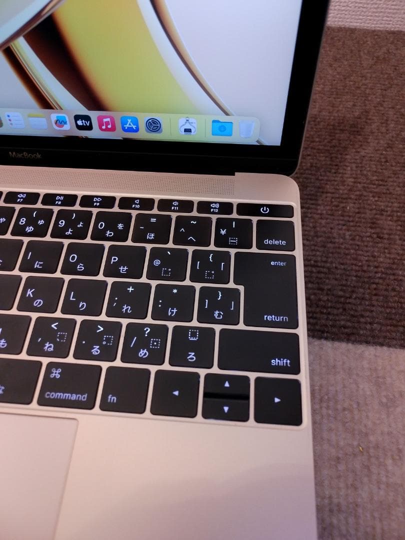 『美品』 MacBook 2017 A1534 12㌅ バッテリー正常・良好
