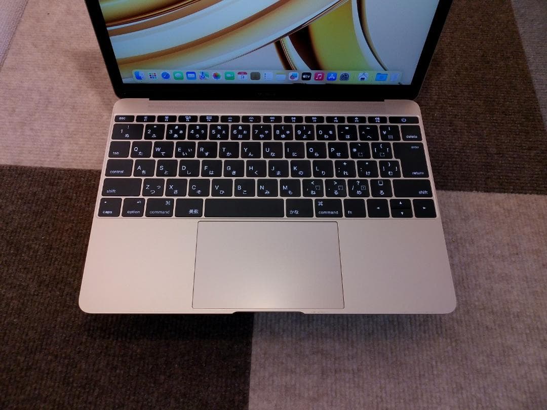 『美品』 MacBook 2017 A1534 12㌅ バッテリー正常・良好