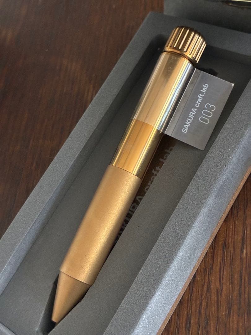 新品　サクラクラフトラボ003シルバー　サクラクレパス　本体　替え芯付き