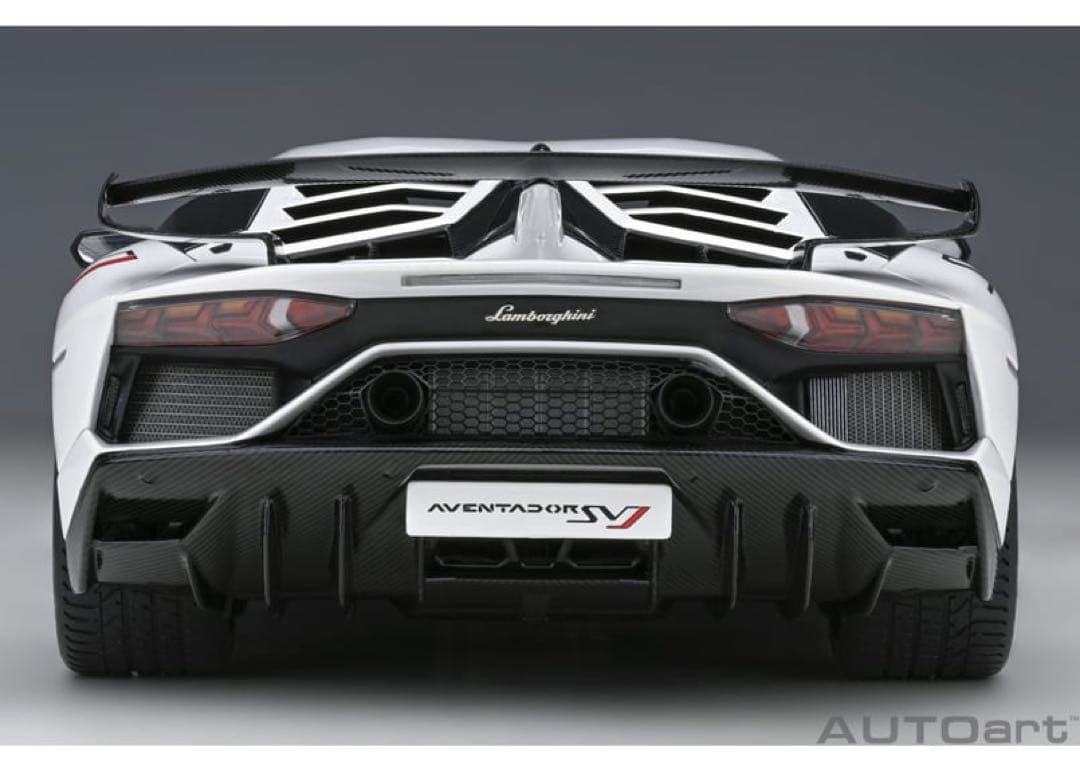 オートアート ミニカー ランボルギーニ SVJ