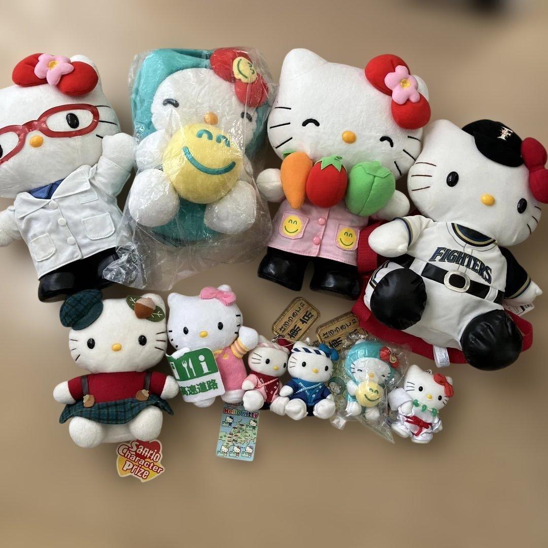 ご当地キティ　レトロキティ　ぬいぐるみ