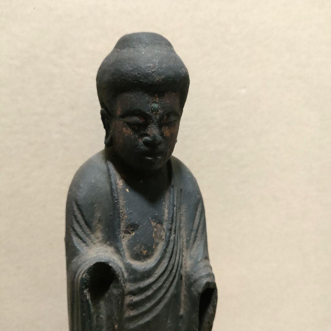 木彫如来像　時代物asianantique　祈り　癒し　骨董アンティーク　箱無し