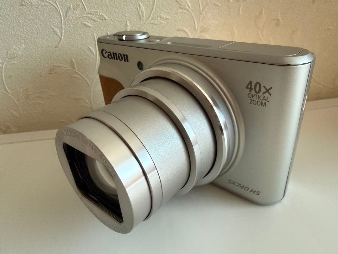 デジタルカメラCanon SX740 HS シルバー 40倍光学ズーム