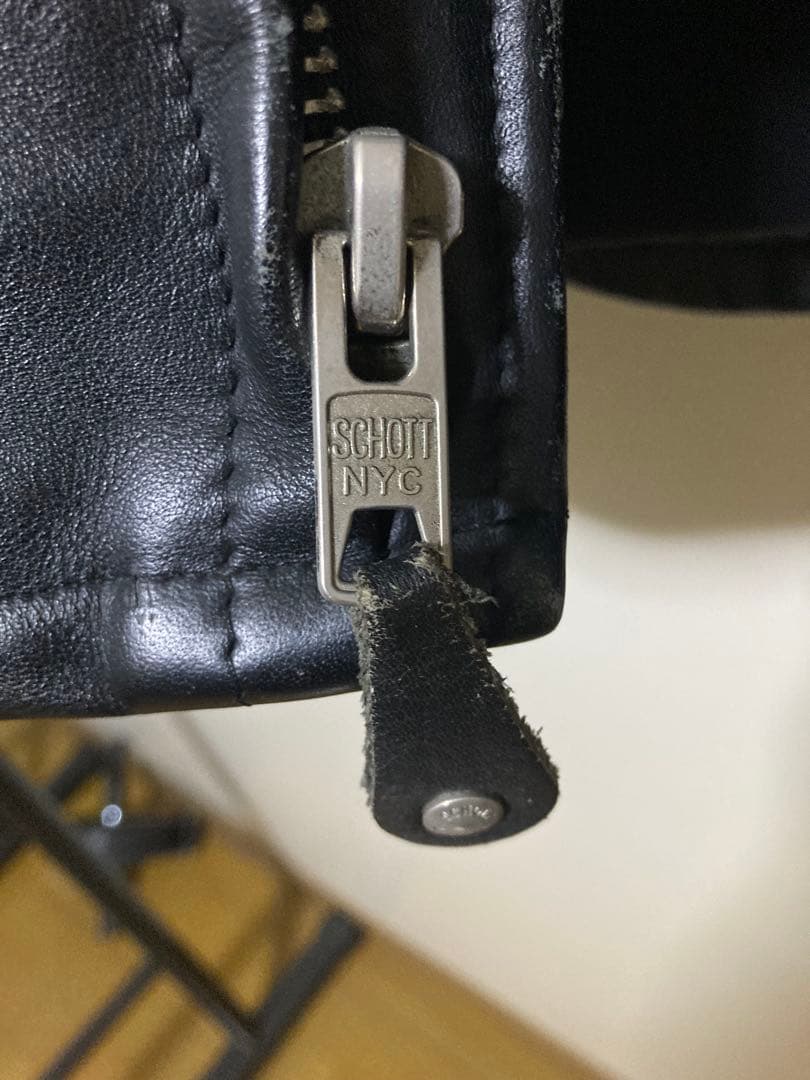 Schott ブラックレザー シングルライダースジャケット 40