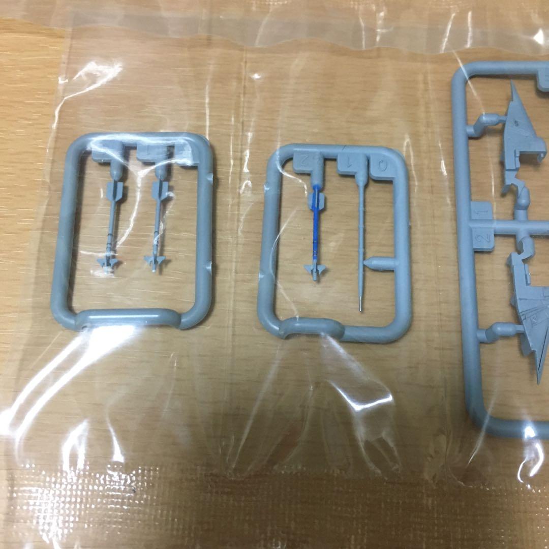 トミーテック　技Mix Fー15ウェポンセット　1箱