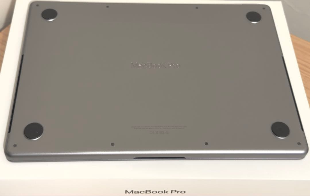 US 8TB 64GB M1 Max MacBook Pro 14スペースグレー