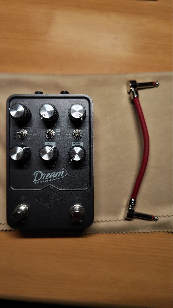 Universal Audio Dream 65 パッチケーブル付き