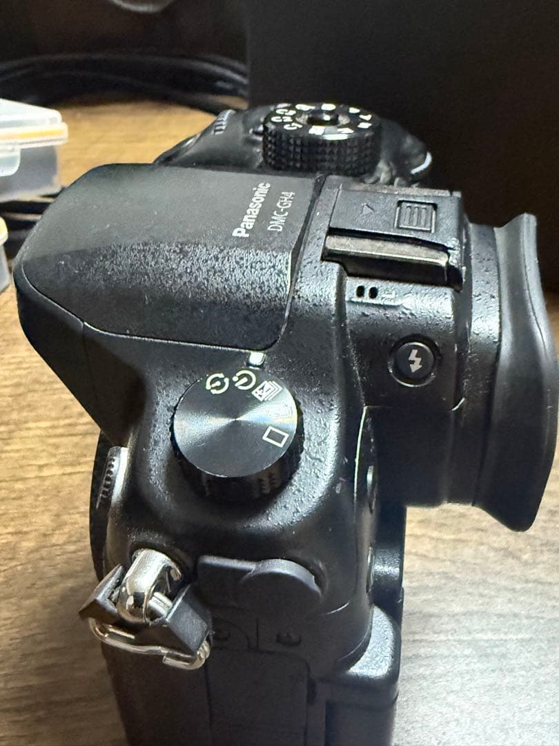 Y*S様 Panasonic DMC-GH4 ミラーレス一眼　おまけ付き