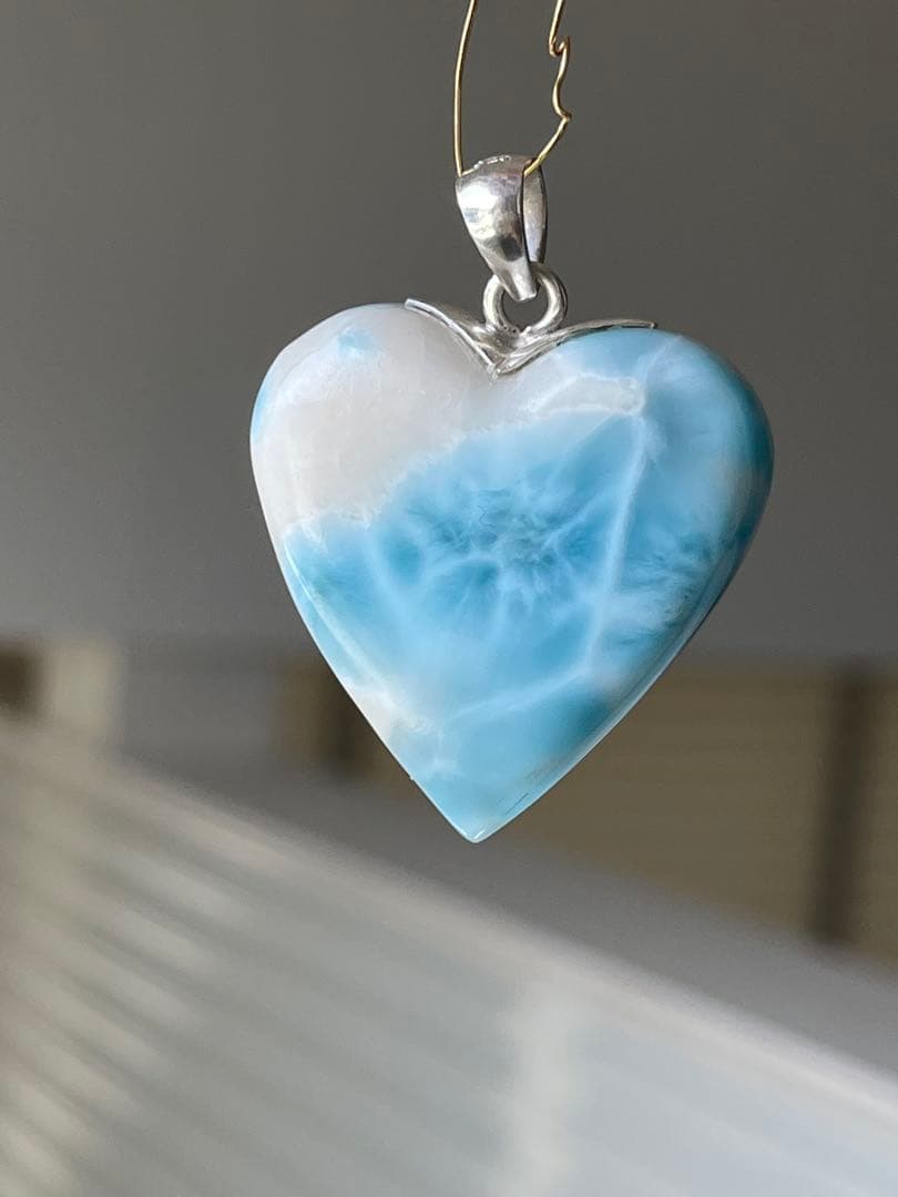 天然石☆高品質！ラリマーハート型ペンダントトップ☆ラリマーらしい模様が美しい！