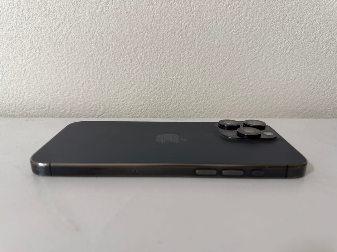 Apple iPhone 15 Pro Max 【本体のみ】