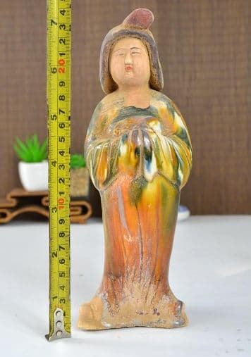 唐の時代の遊び、陶磁器の唐三彩、人の埴輪の唐代の貴婦人