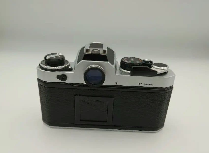 完動品 ニコン NIKON FE フィルムカメラ ボディ シルバー