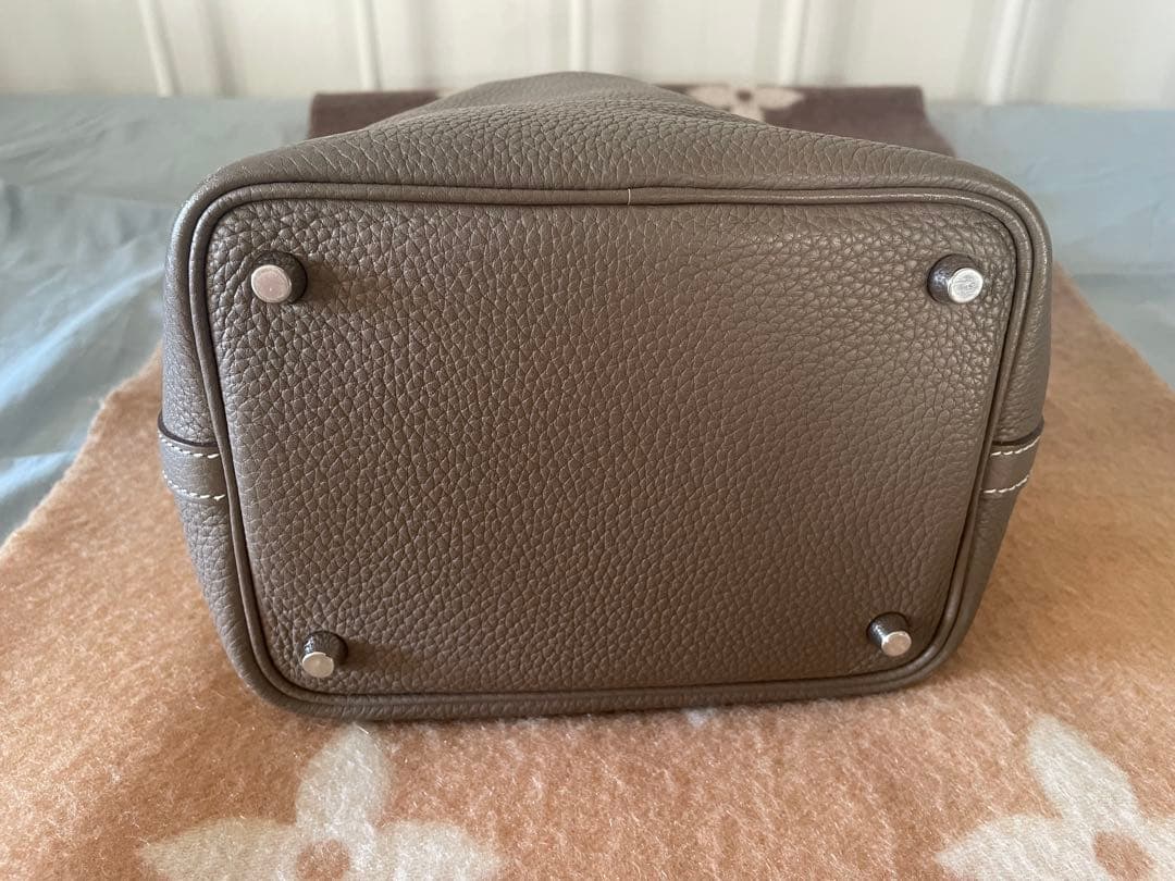 美品HERMESピコタンロックPMエトゥープ