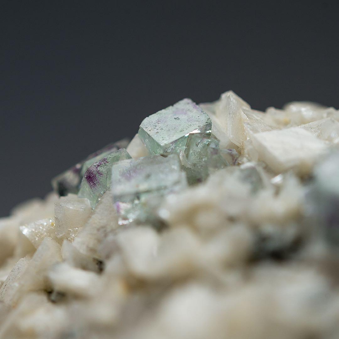 ドイツ フローライト 天然石 原石 鉱物標本 鉱石 蛍石 9863-1702