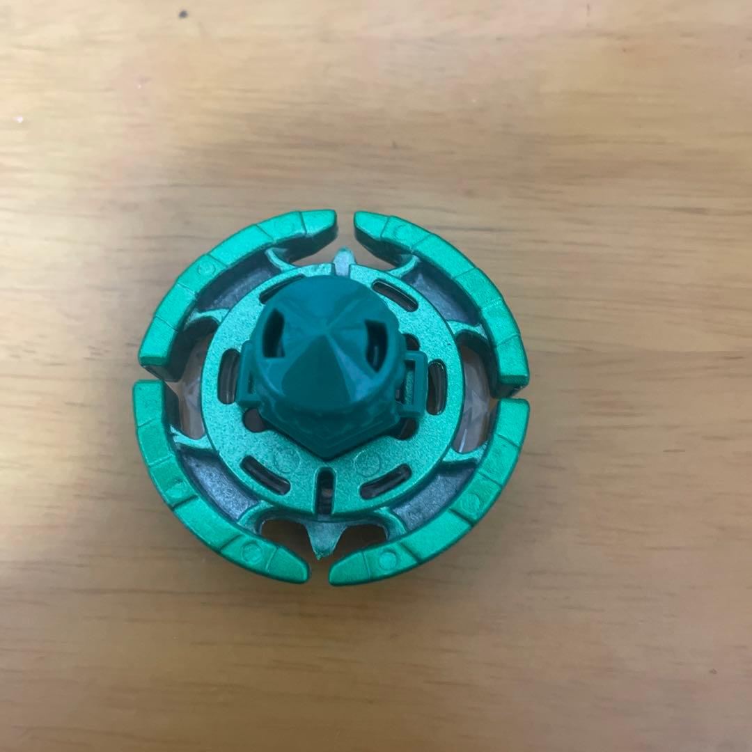 未使用品限定ベイブレード5つまとめセット