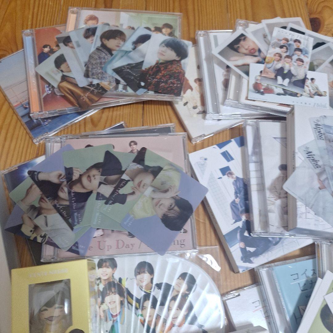 なにわ男子　まとめ売り　CD DVD 公式写真　など200点以上