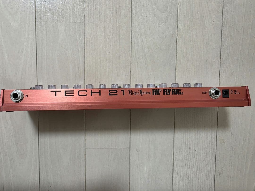 ギター TECH21 RK5 FLY RIG V2 Richie Kotzen
