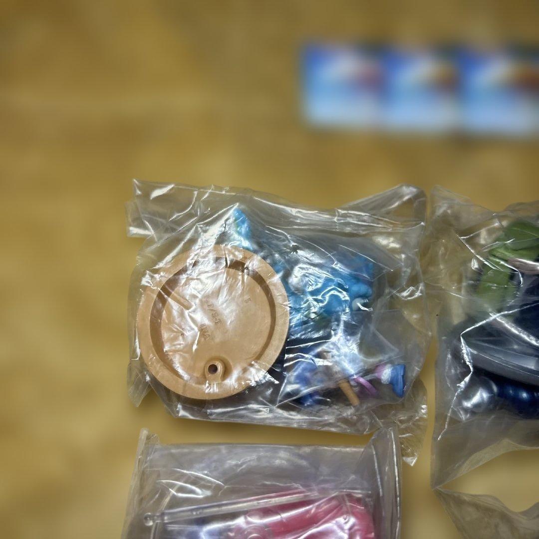 Dr.スランプ　アラレちゃんHGシリーズ　全6種セット　ブック6枚付き