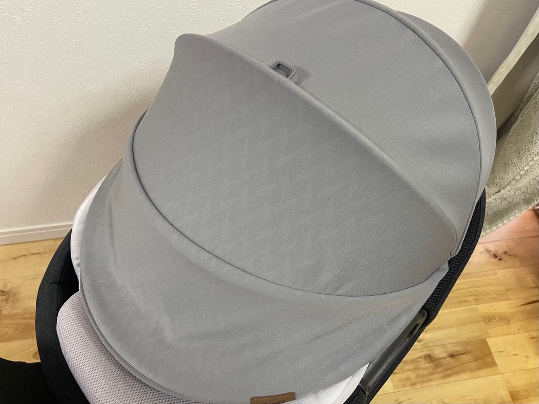 【綺麗】コンビ 新生児チャイルドシート ザエス THE S ZA R129