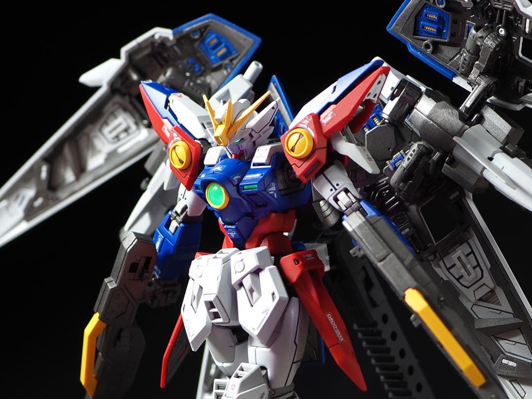 RG ウイングガンダムゼロ 全塗装　完成品　ガンダウイングガンダム　3作目