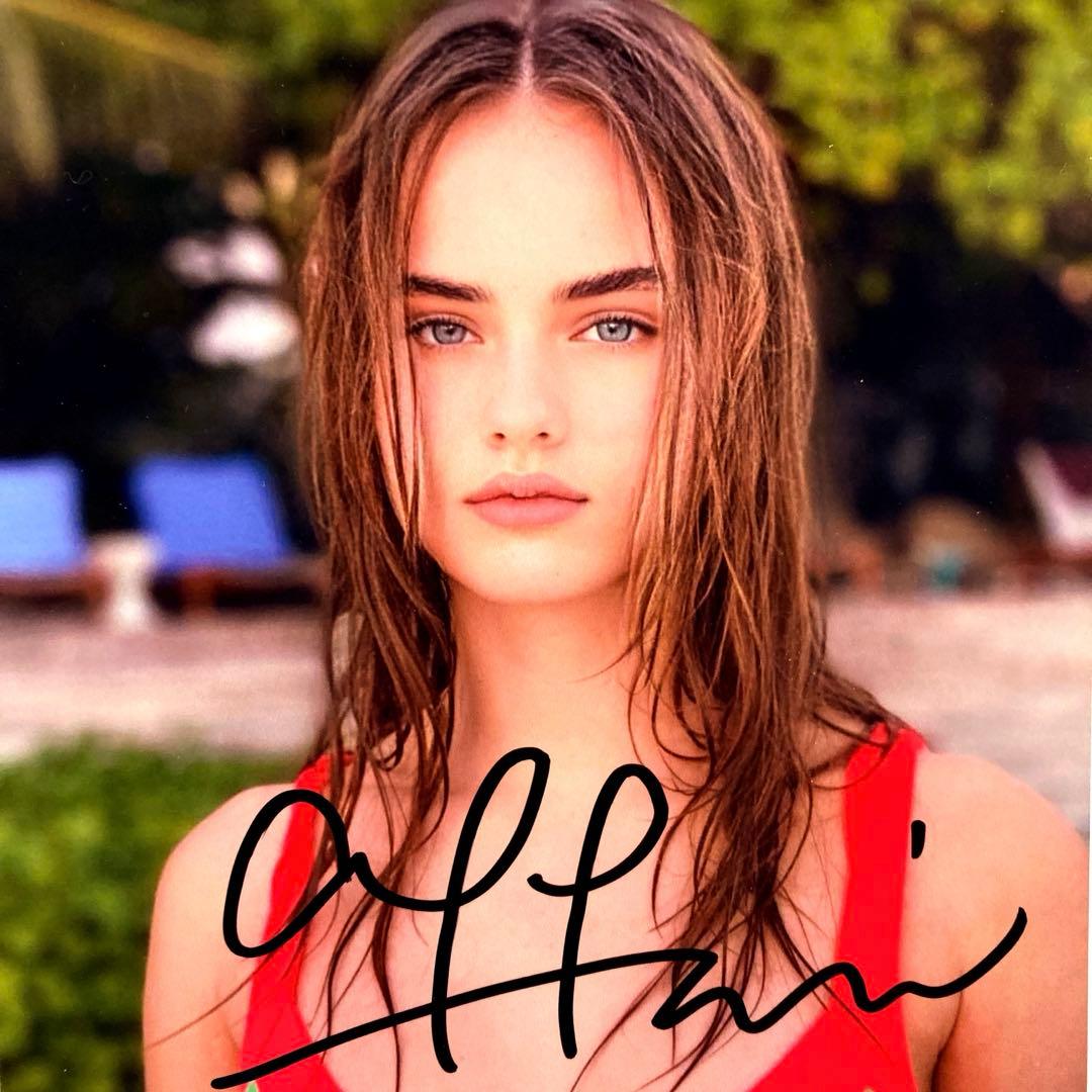 セール中…クリスティーナ・ピメノヴァ直筆サイン入り2Lサイズ写真…