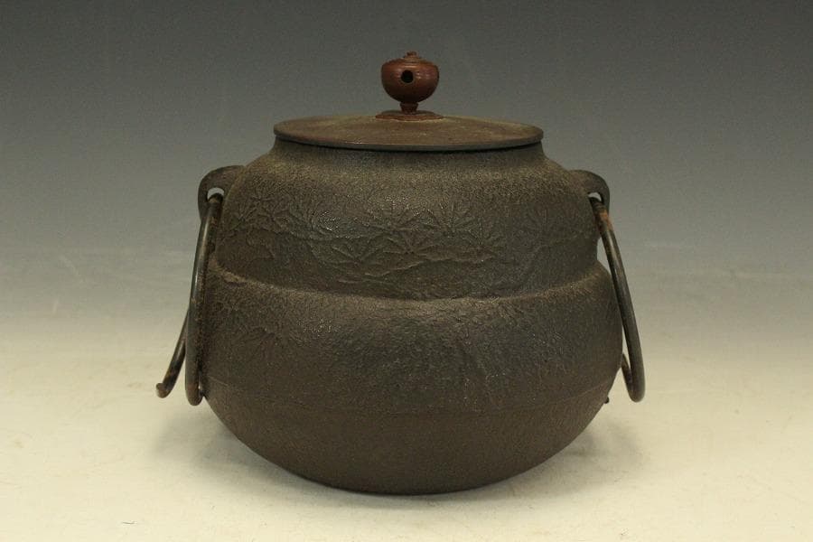 茶道具 瓢箪釜 松紋 環付(メ1280)