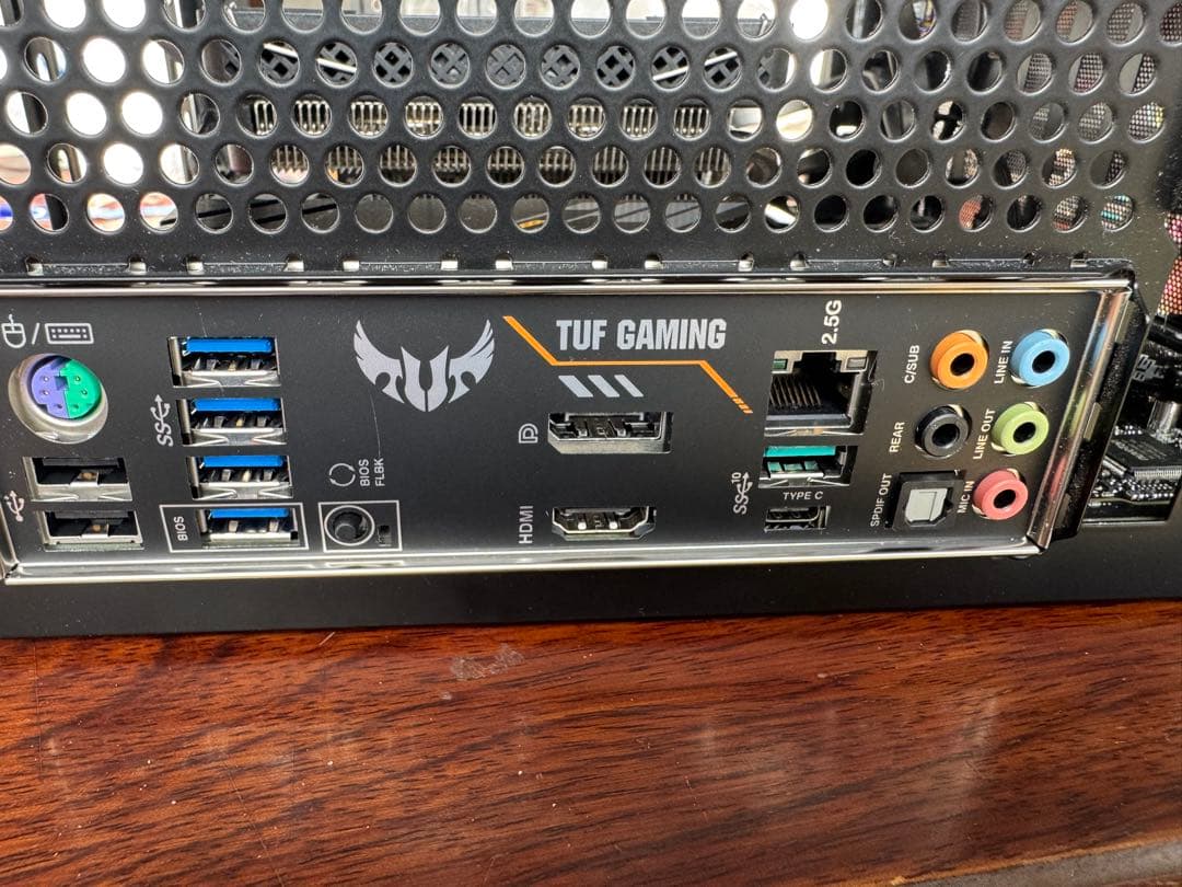 Komano c6 handle Ryzen5600x 16gメモリー付b550