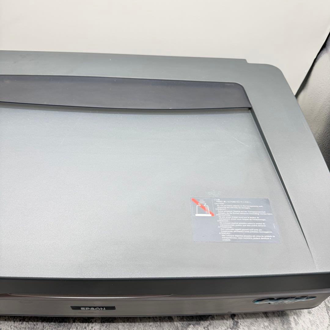 ES-10000G 　フラットベッドスキャナー