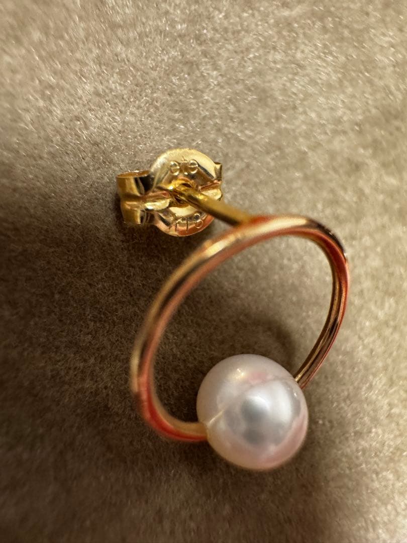ete パール ピアス イエローゴールド