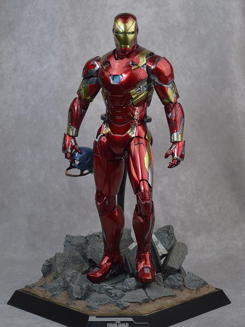 ホットトイズ DIECAST アイアンマン・マーク46 1/6 フィギュア