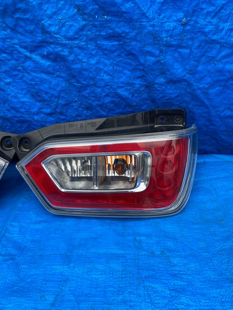 5AA-MH95S ワガンRテールライト 35603-63R01 クリア/レッド