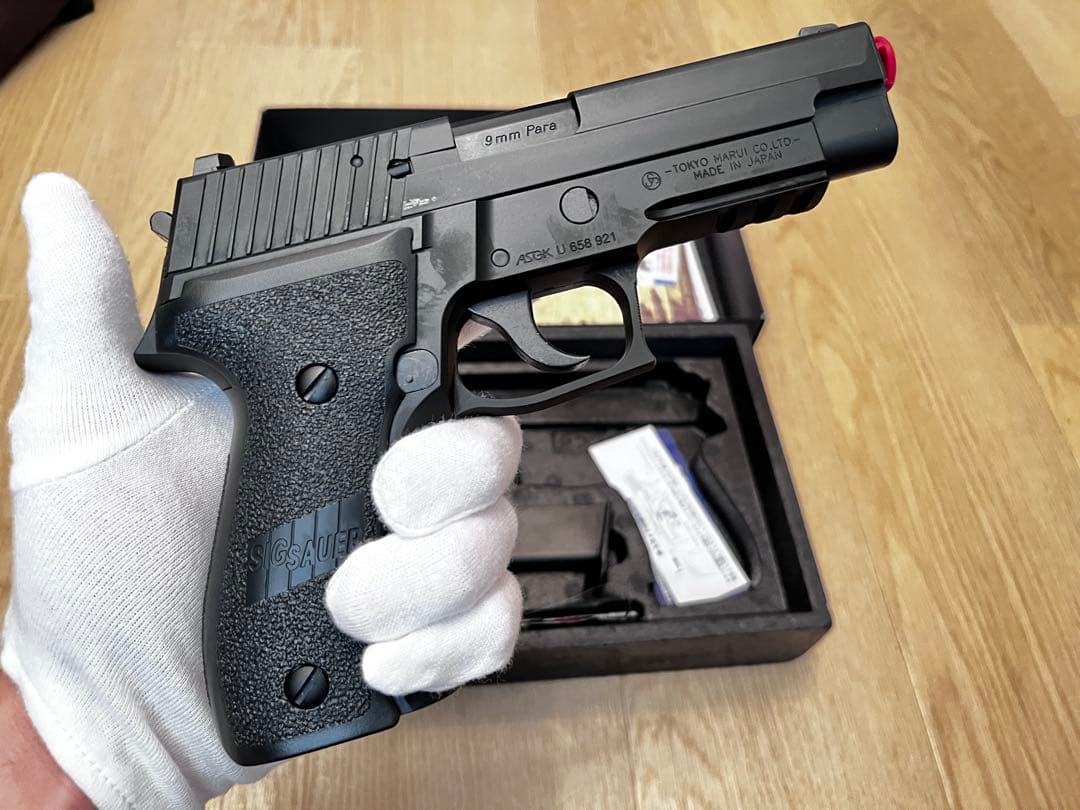 美品　東京マルイ SIG SAUER P226 RAIL ガスガン