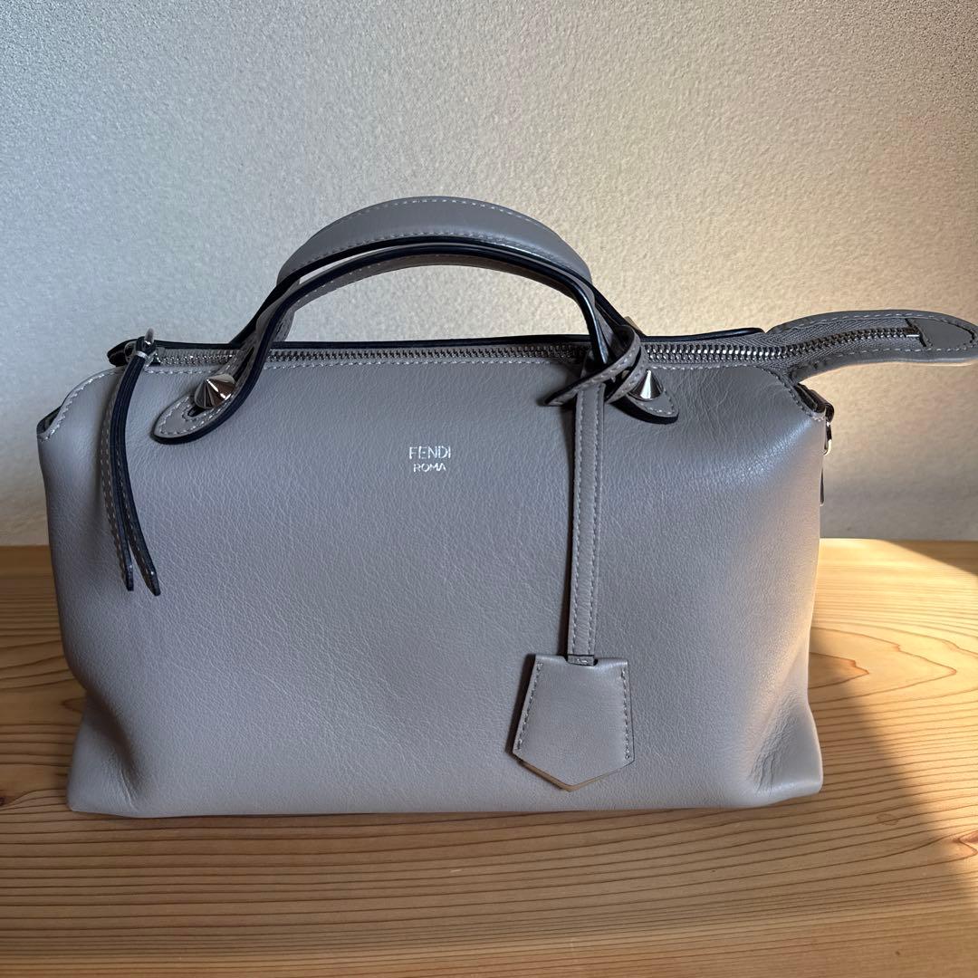 FENDI バイザウェイ　ミディアム