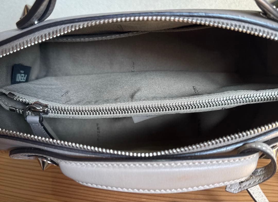 FENDI バイザウェイ　ミディアム