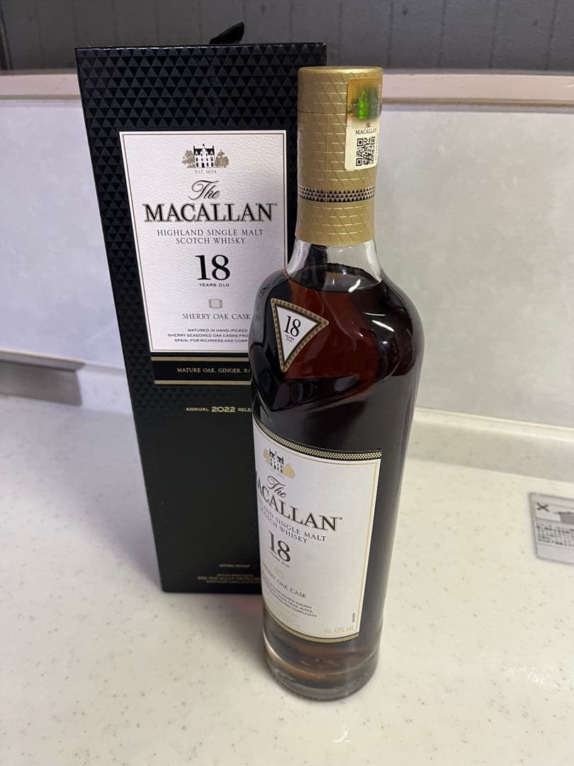 【新品未開封】マッカラン18年　シェリーオーク 2022 箱付き 正規品