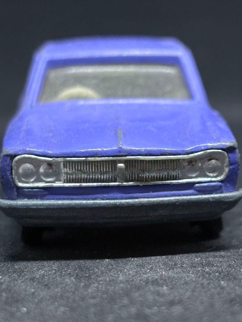 トミカ 日本製 No.21 ニッサン スカイライン HT2000GT 初期カラー