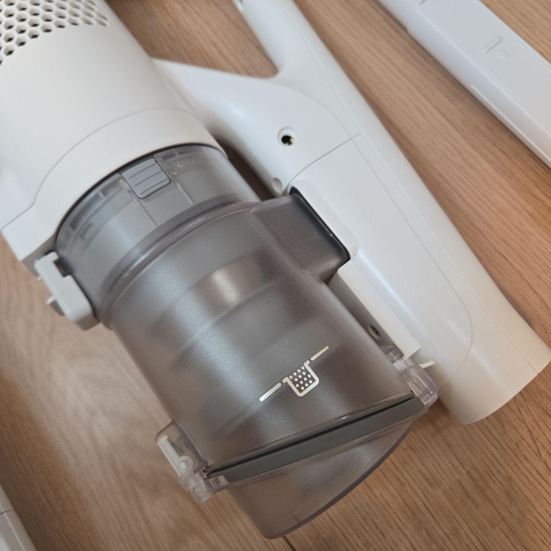 【ぴ太郎】2023年製Panasonic掃除機 mc-sb85k