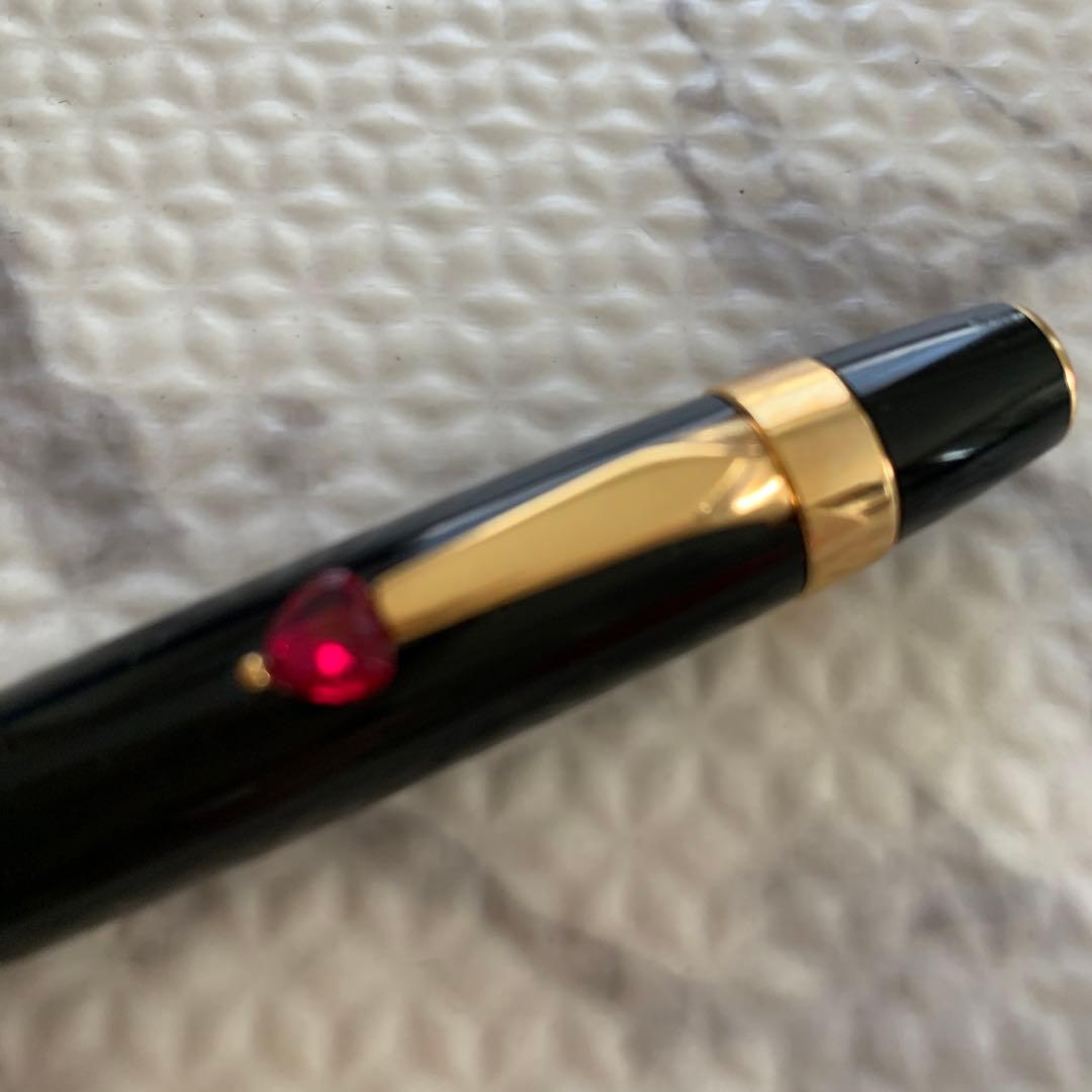 モンブラン　ボエム　ジュテーム　希少！ハートルビーボールペン