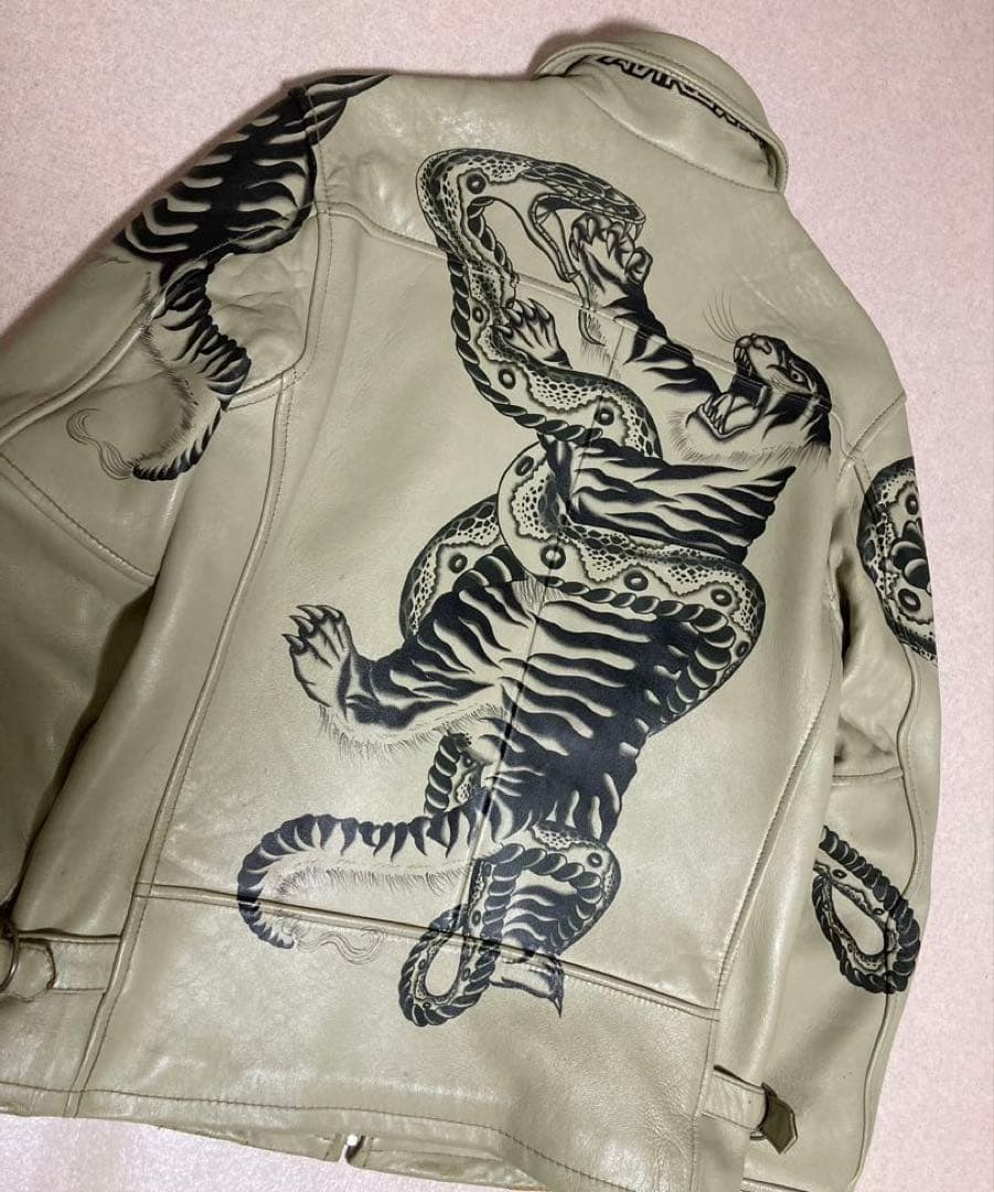 極希少 AVIREX 世界80着限定 虎&蛇墨絵 レザー ライダースジャケット