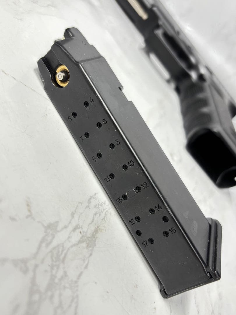 東京マルイ　ガスブローバック　グロック22 glock22