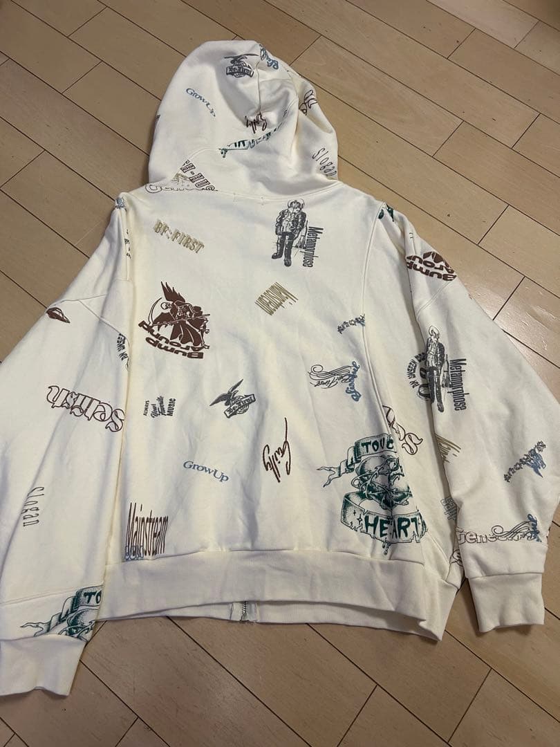 ＢE FIRST ドームツアー　パーカー　ビーファースト　mサイズ