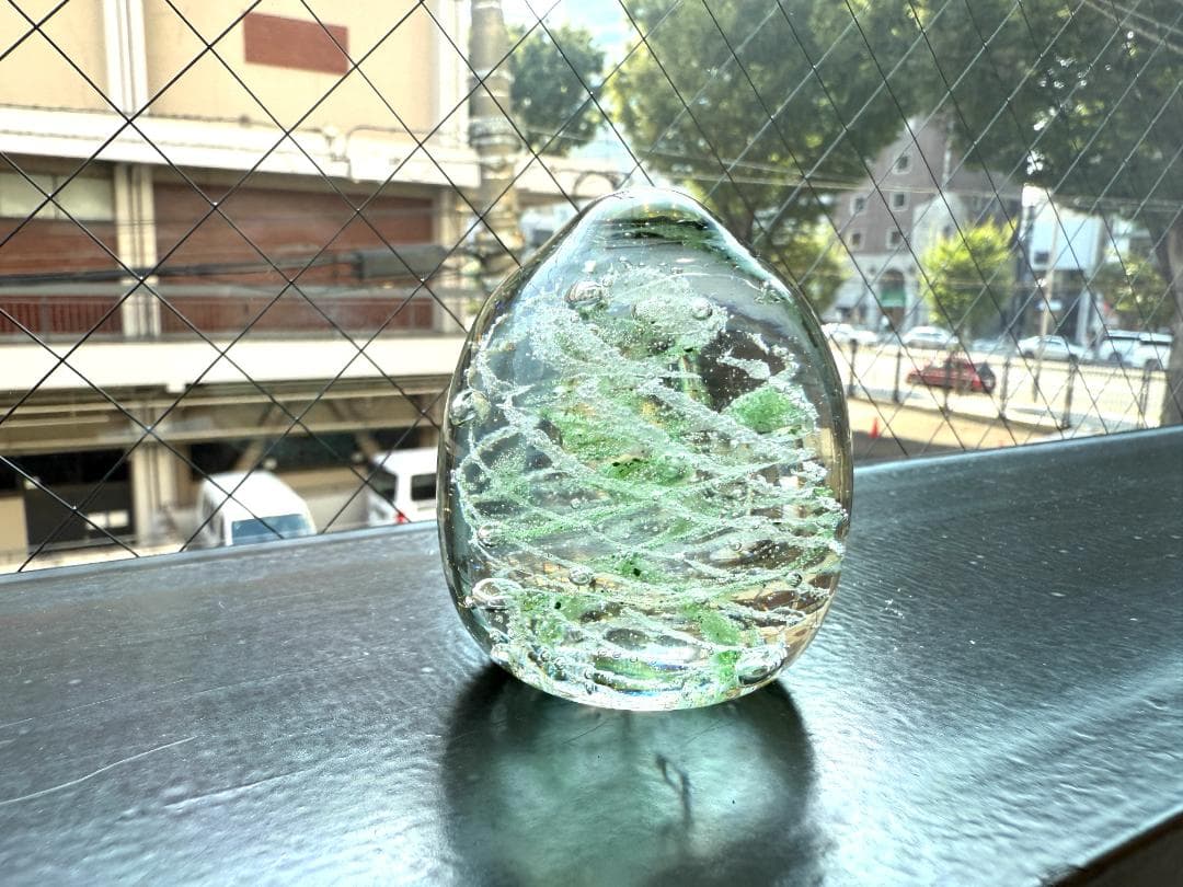 おおやぶみよ ガラスエッグオブジェB