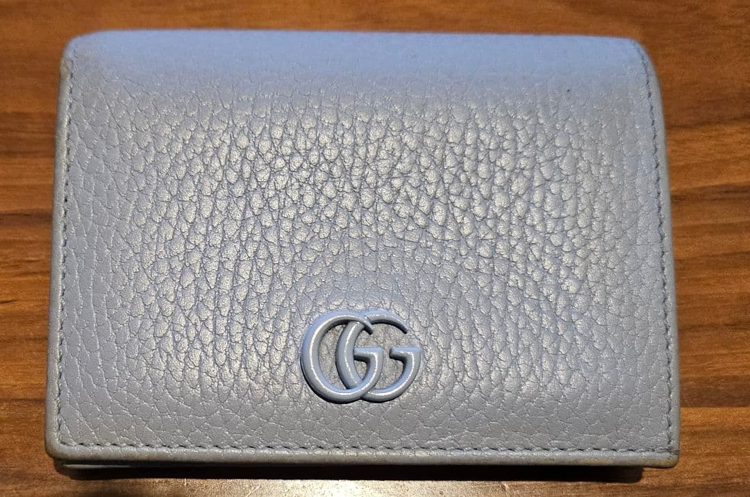 年末お値下げ　GGロゴ ライトブルー 二つ折り財布