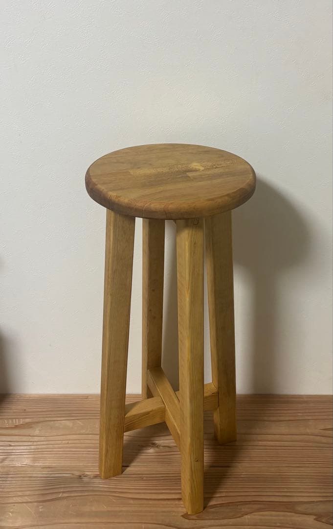 木製の丸椅子(ライトブラウン)60㎝✖️２脚　　ハンドメイドスツール