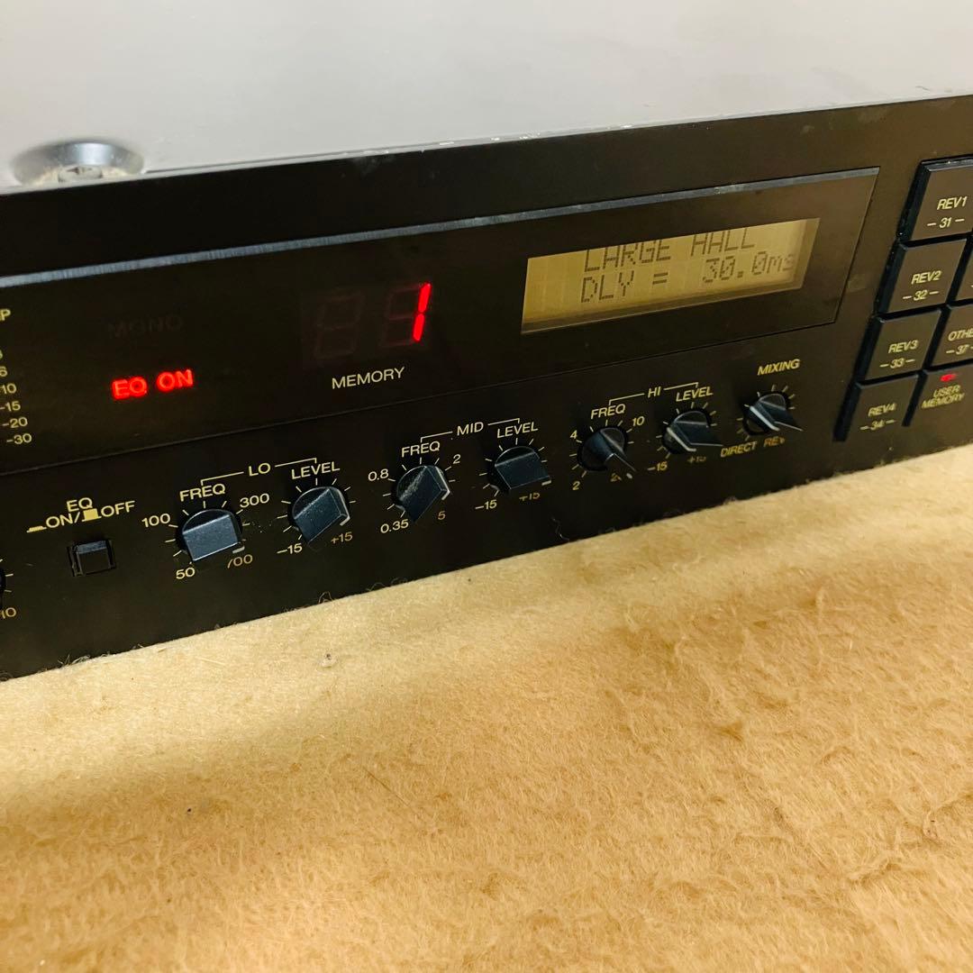 YAMAHA デジタルリバーブレーター REV7 通電確認済み