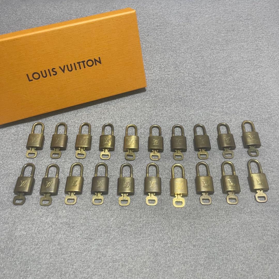 ルイヴィトン　カデナ　パドロック　南京錠　キー　鍵　20個セット　まとめ売り