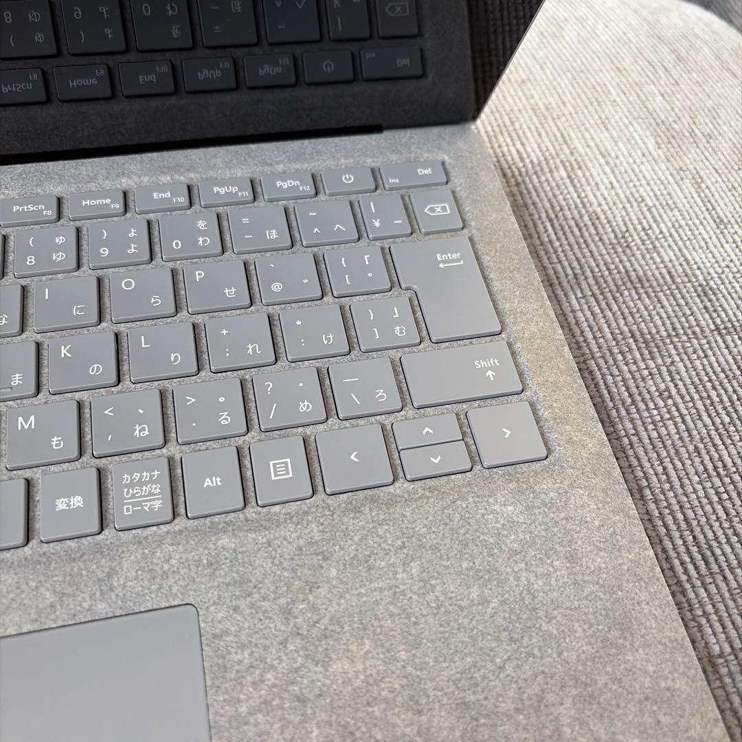 【美品】Microsoft Surface Laptop 1769